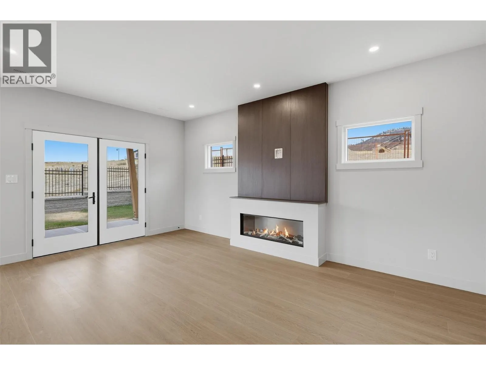 38 RUE CHEVAL NOIR Unit# 411