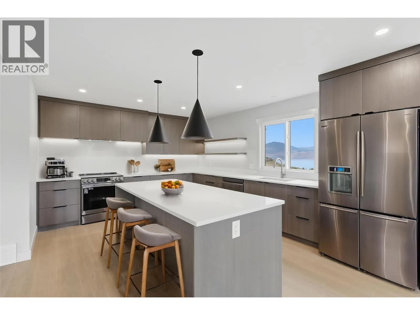 38 RUE CHEVAL NOIR Unit# 411