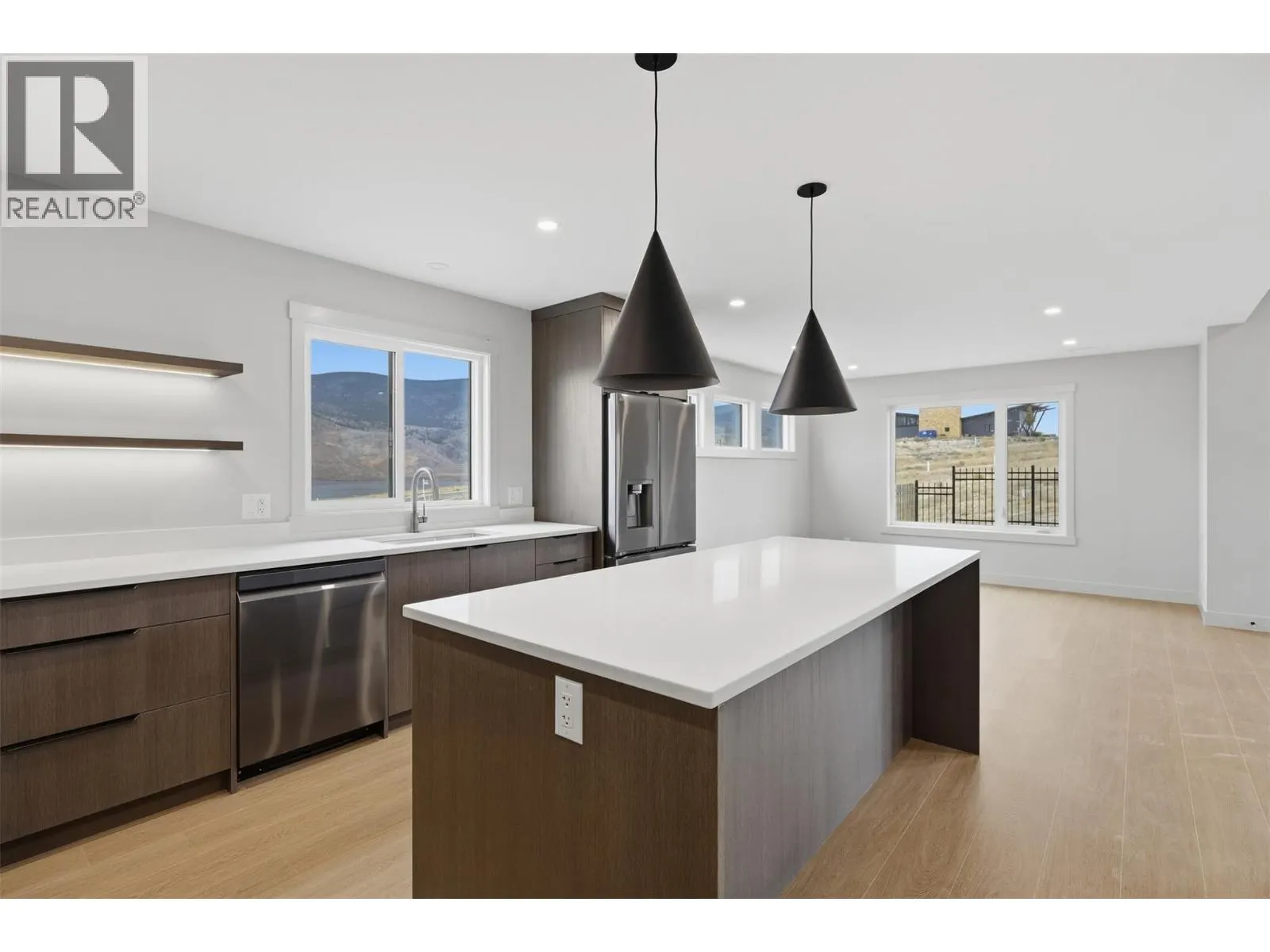 38 RUE CHEVAL NOIR Unit# 411