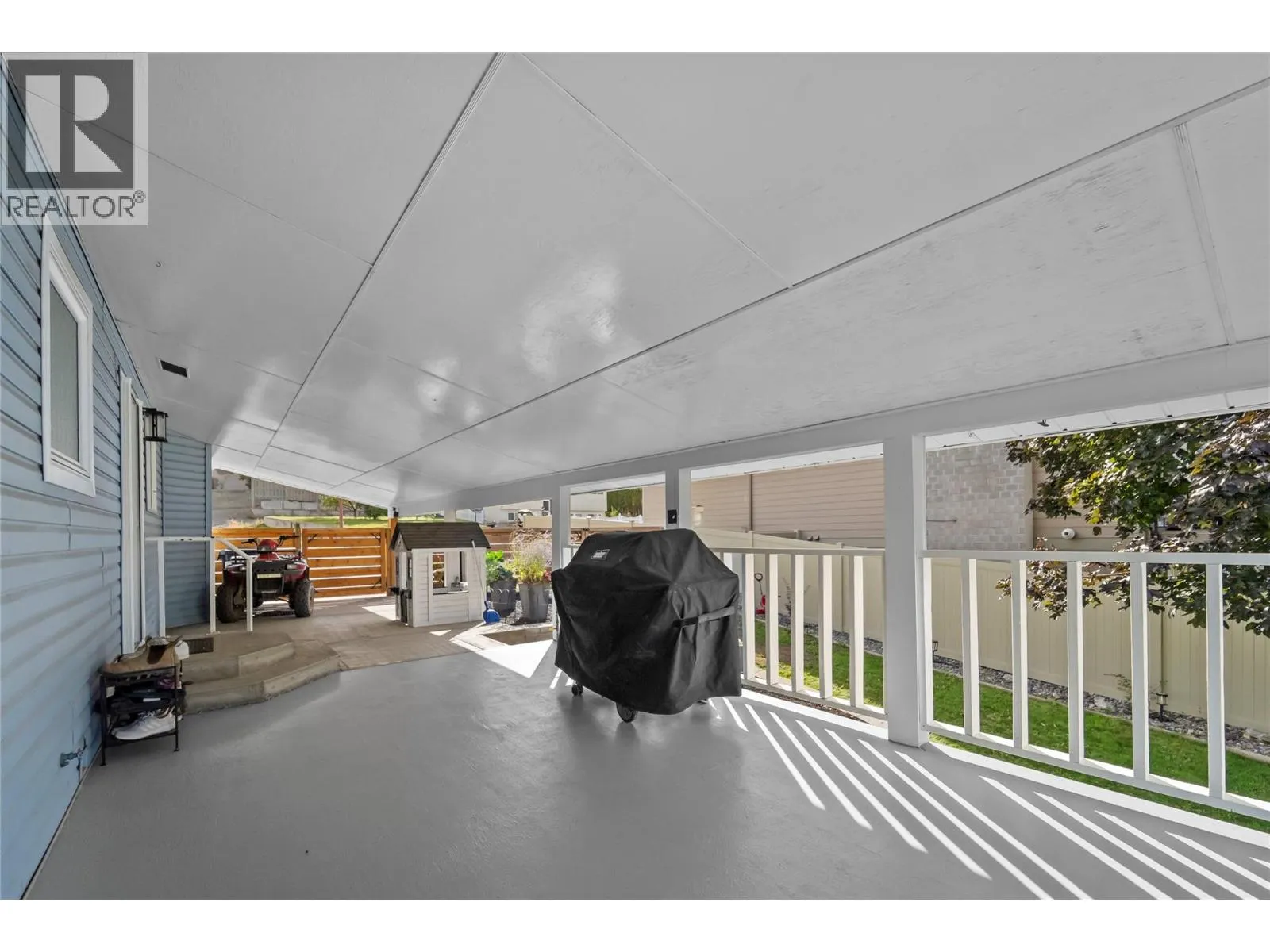 1270 Heustis Drive