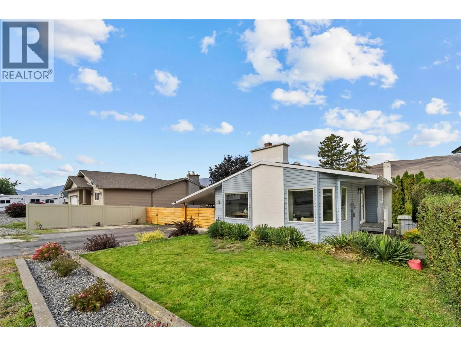 1270 Heustis Drive