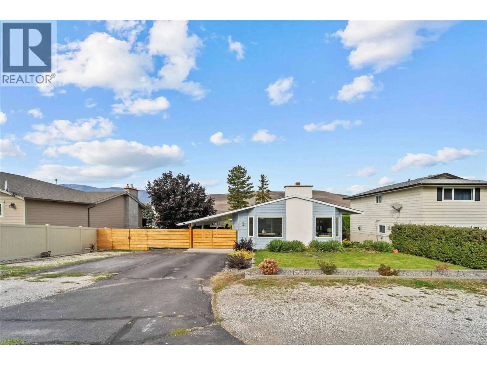 1270 Heustis Drive