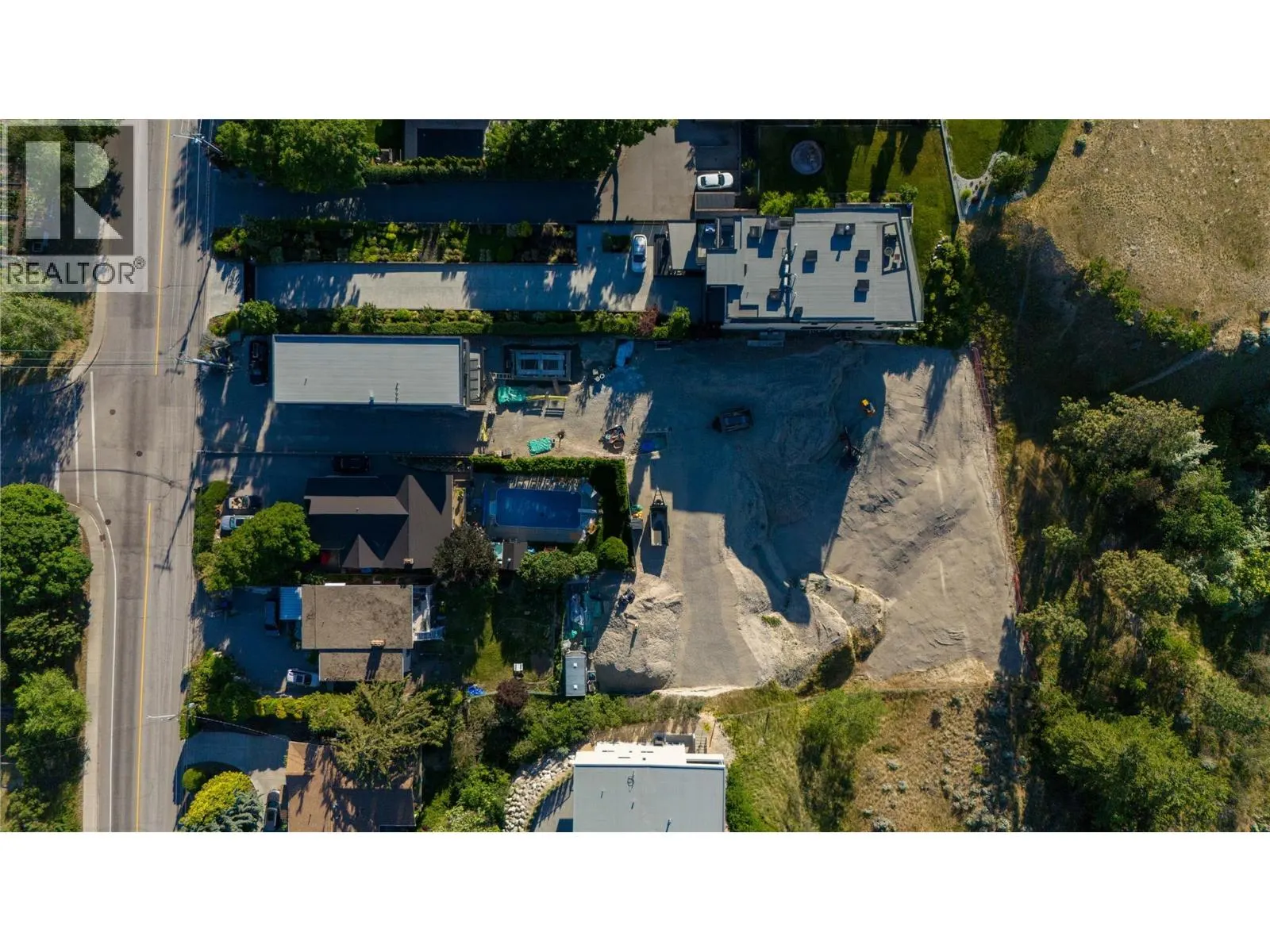593 Vancouver Avenue