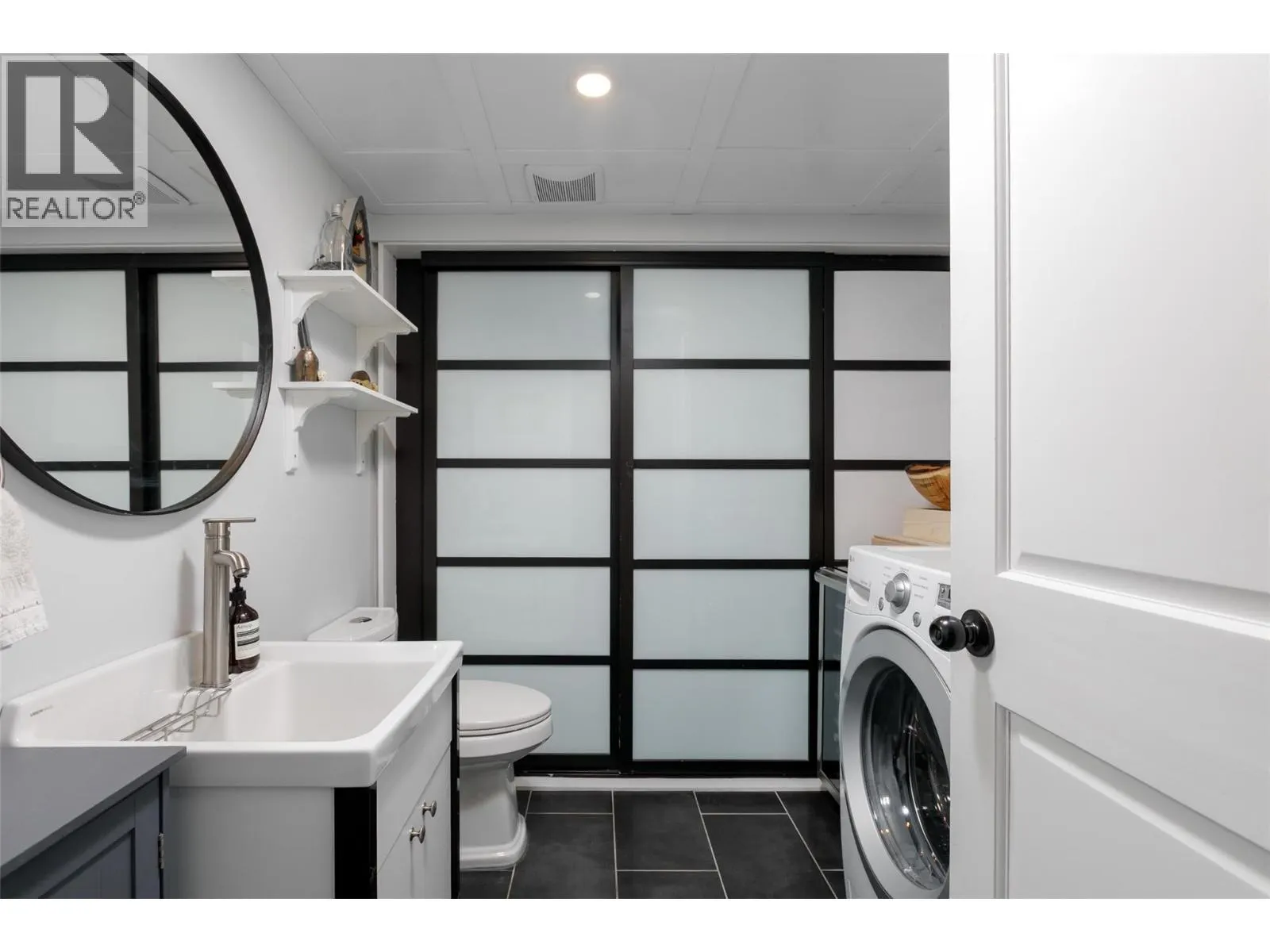 1481 Inkar Road Unit# 8