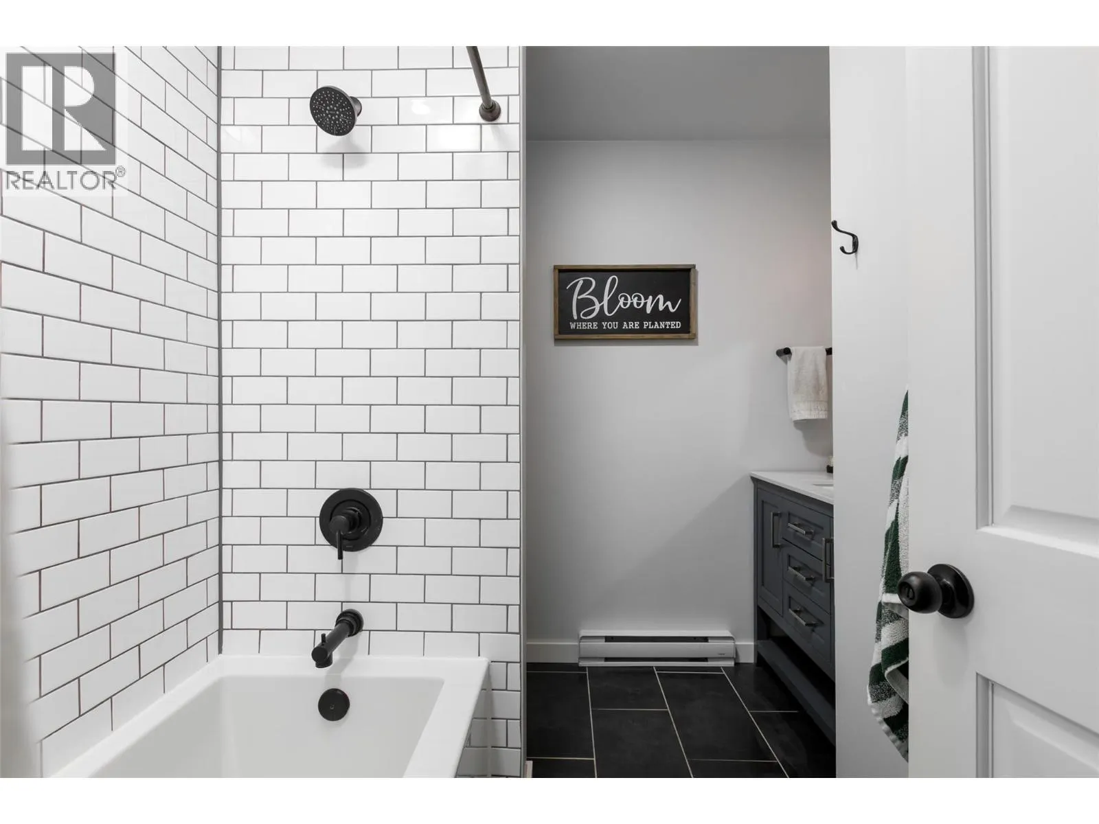 1481 Inkar Road Unit# 8