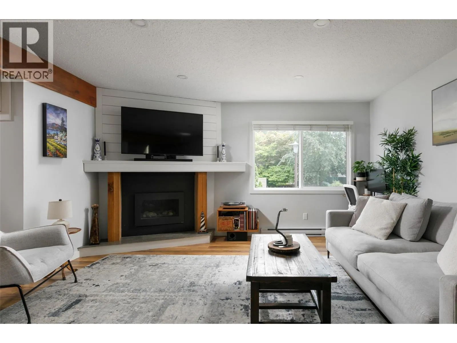 1481 Inkar Road Unit# 8