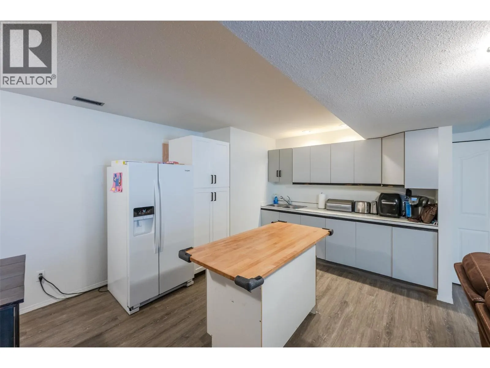 138 Evergreen Crescent