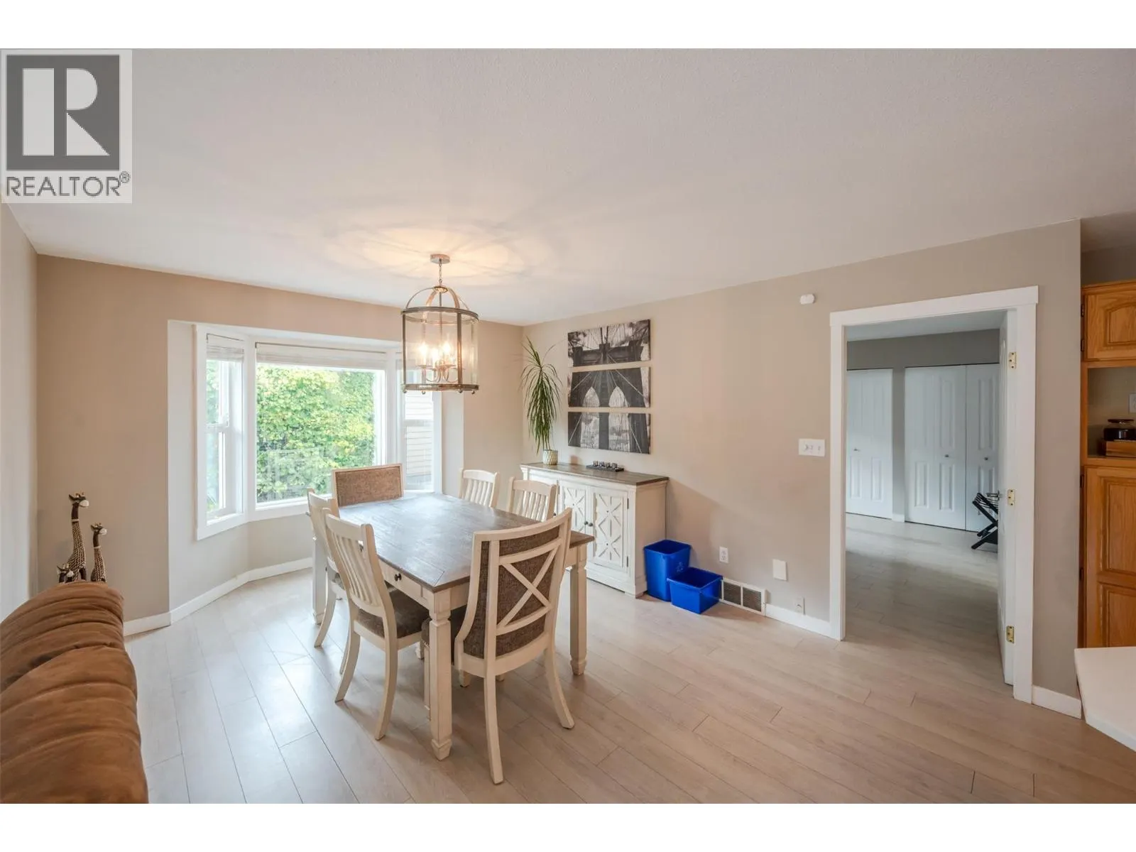 138 Evergreen Crescent
