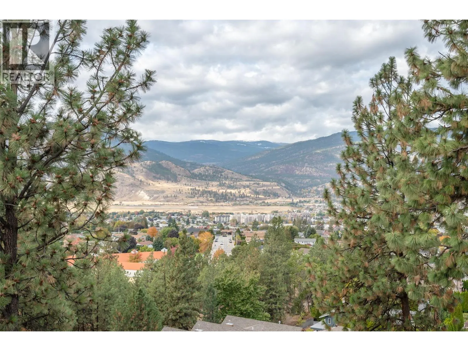 138 Evergreen Crescent
