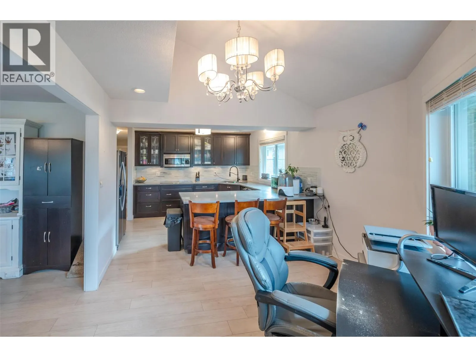 138 Evergreen Crescent