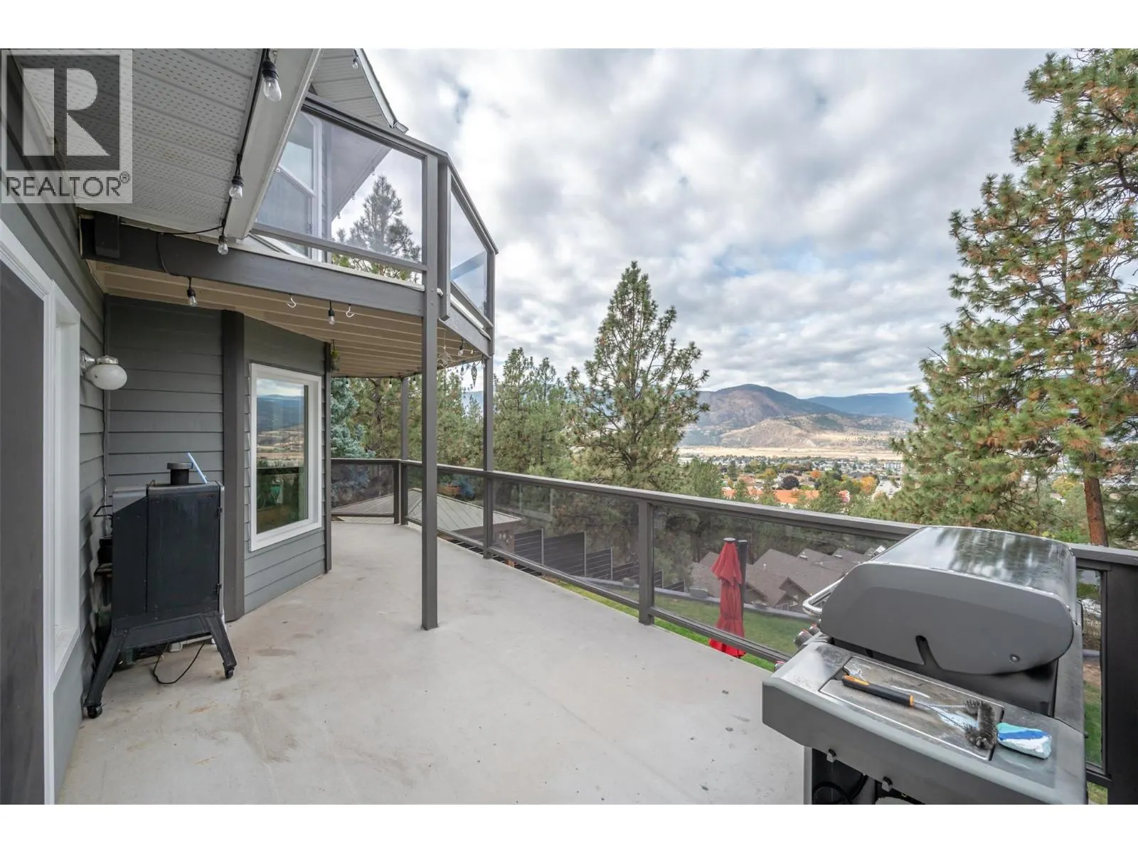 138 Evergreen Crescent