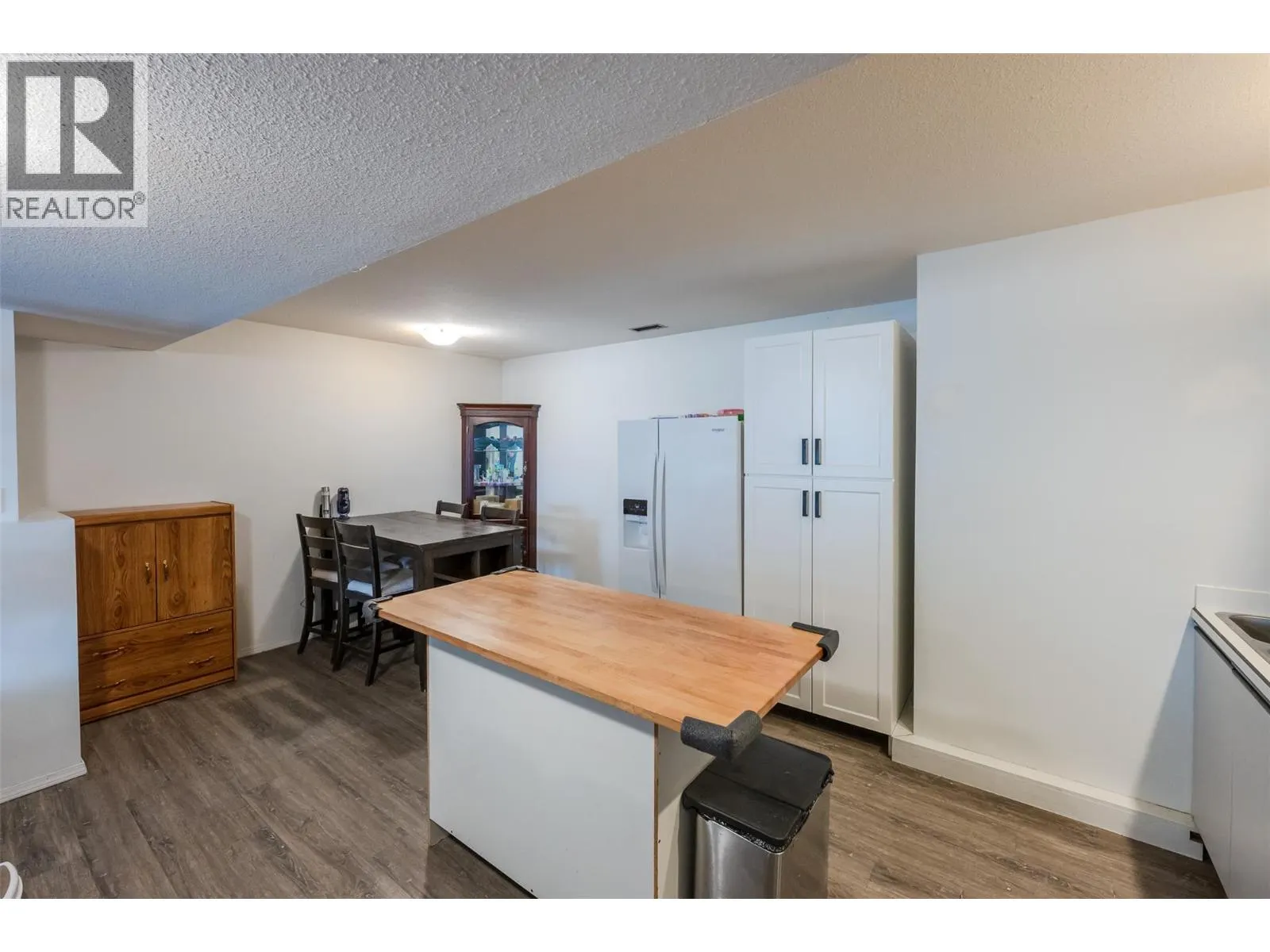 138 Evergreen Crescent