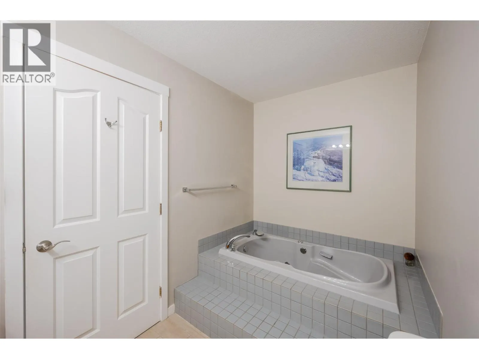138 Evergreen Crescent