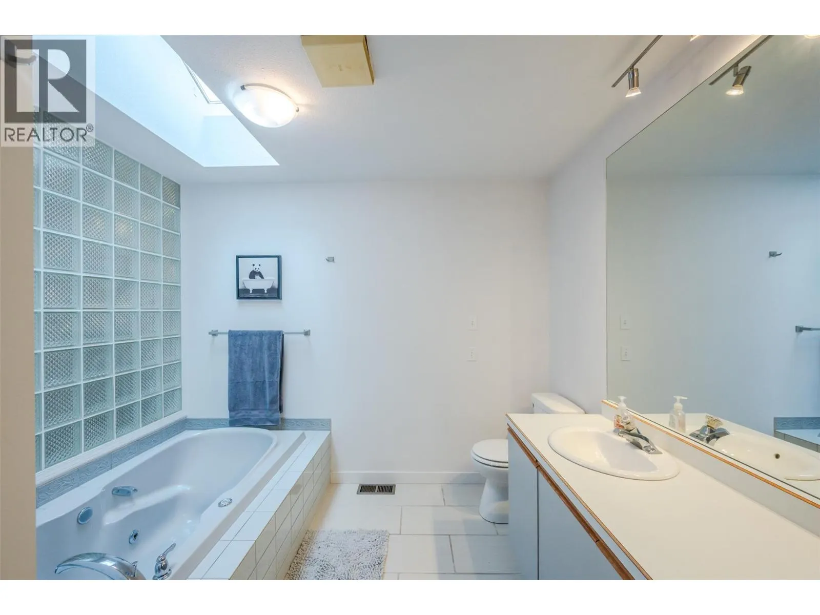 138 Evergreen Crescent