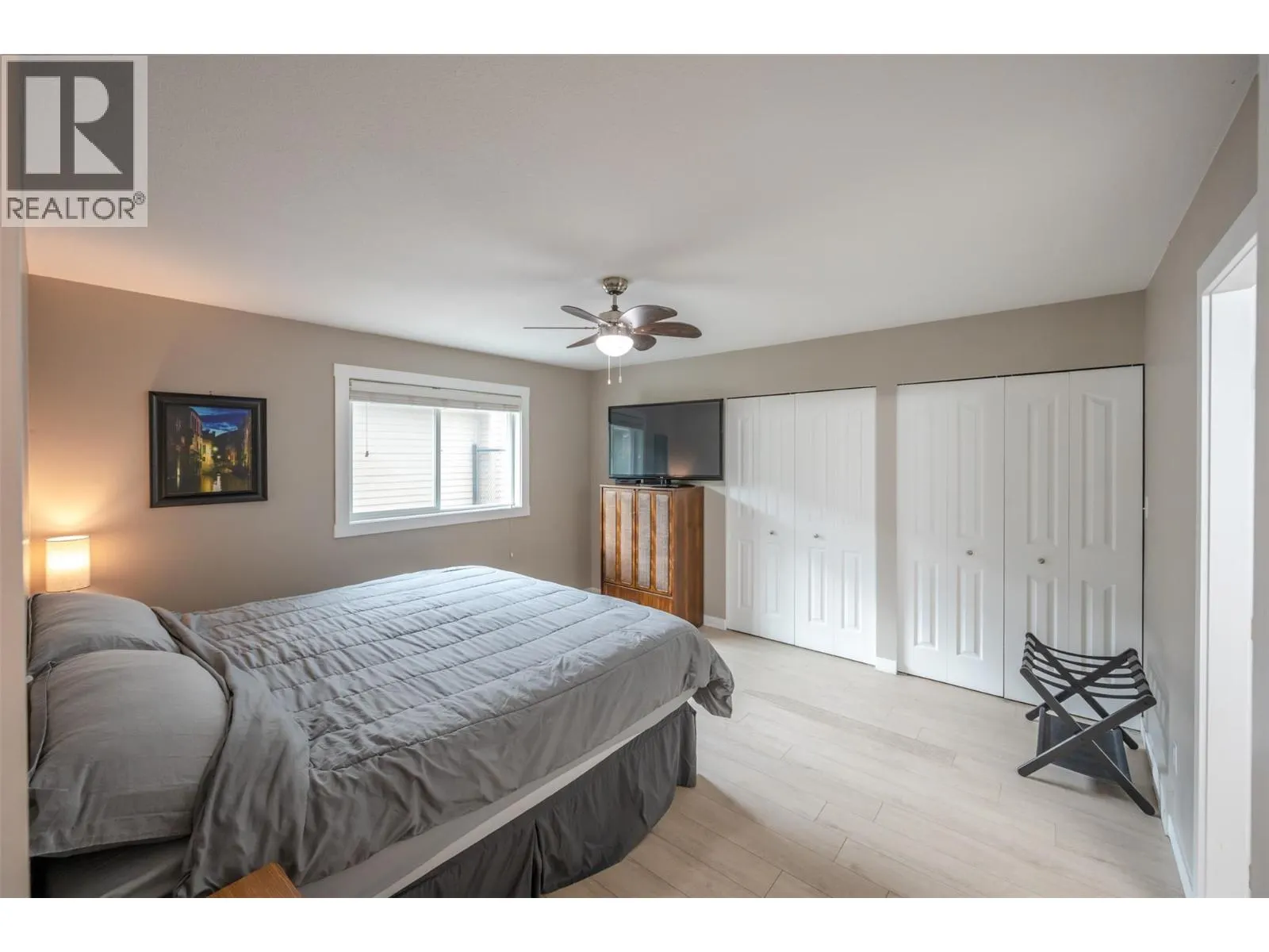 138 Evergreen Crescent