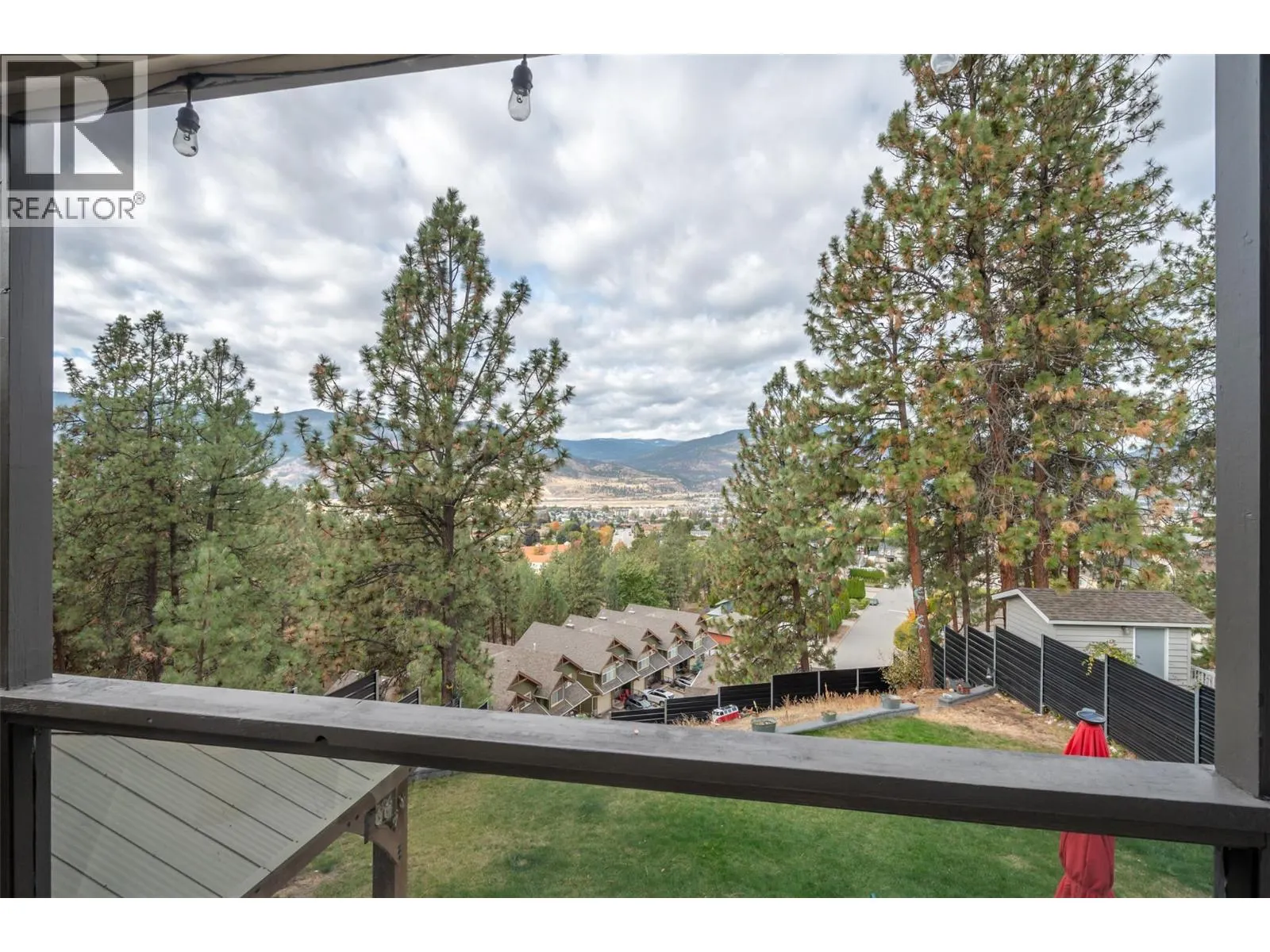 138 Evergreen Crescent