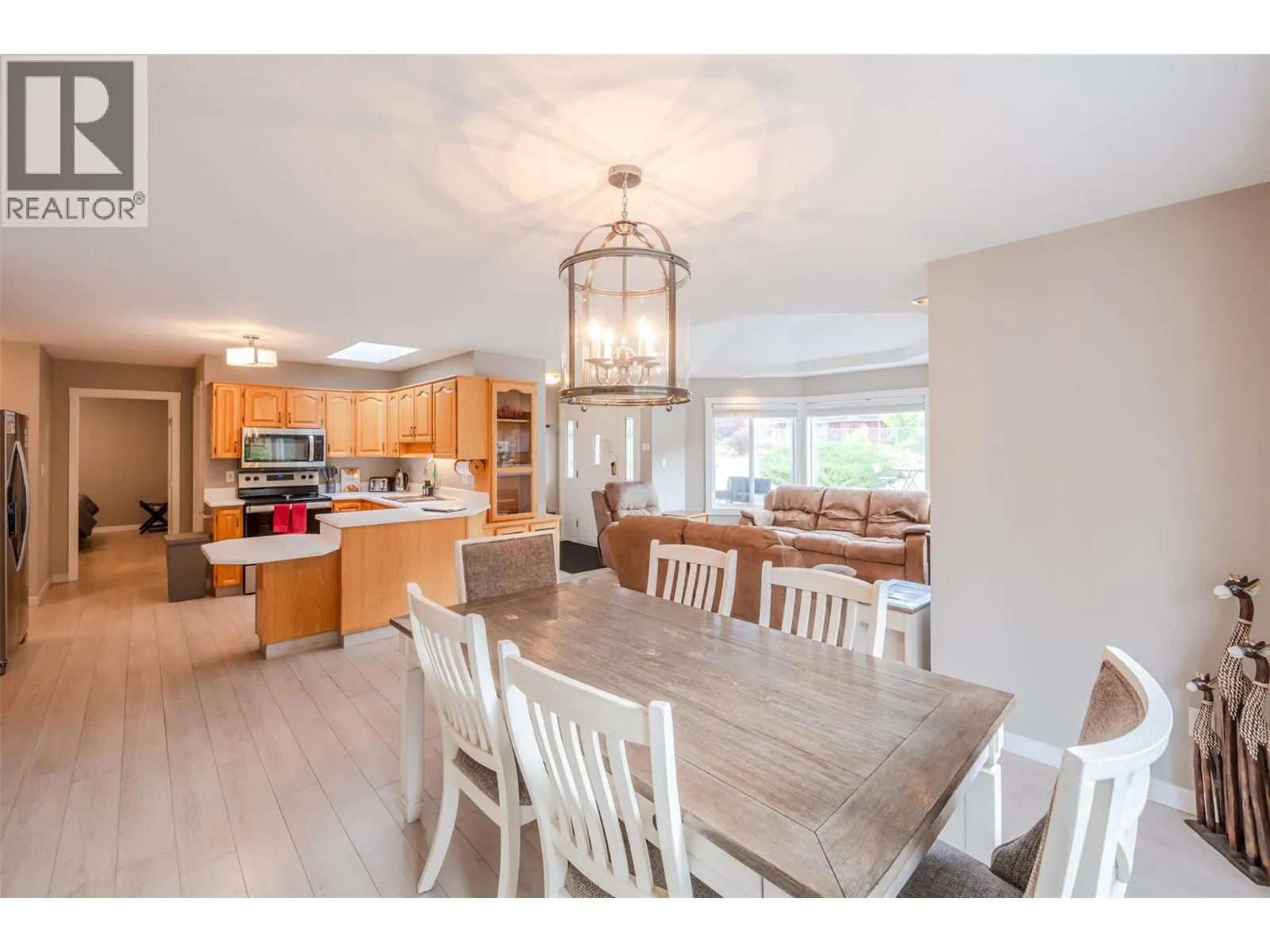 138 Evergreen Crescent