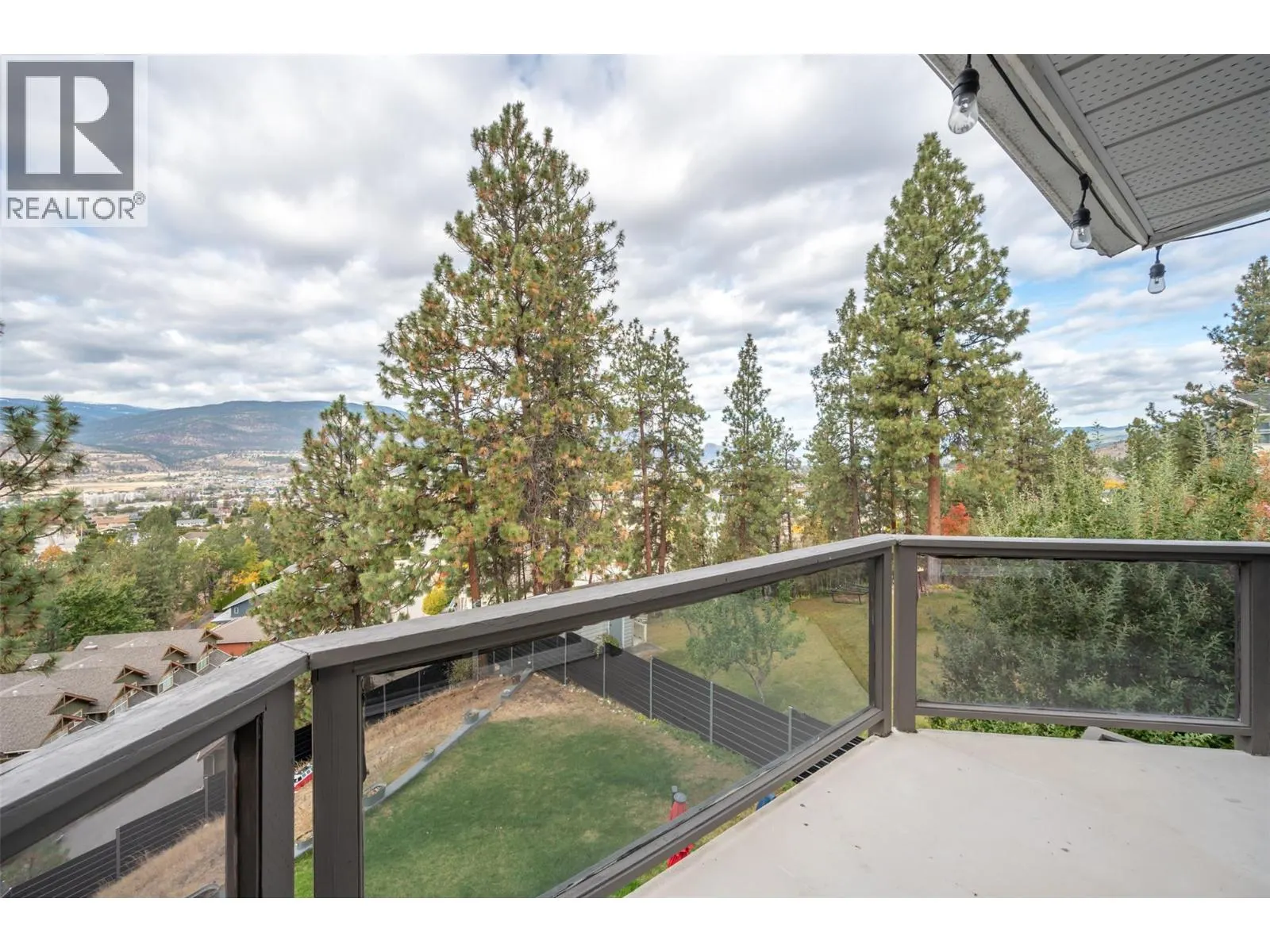 138 Evergreen Crescent