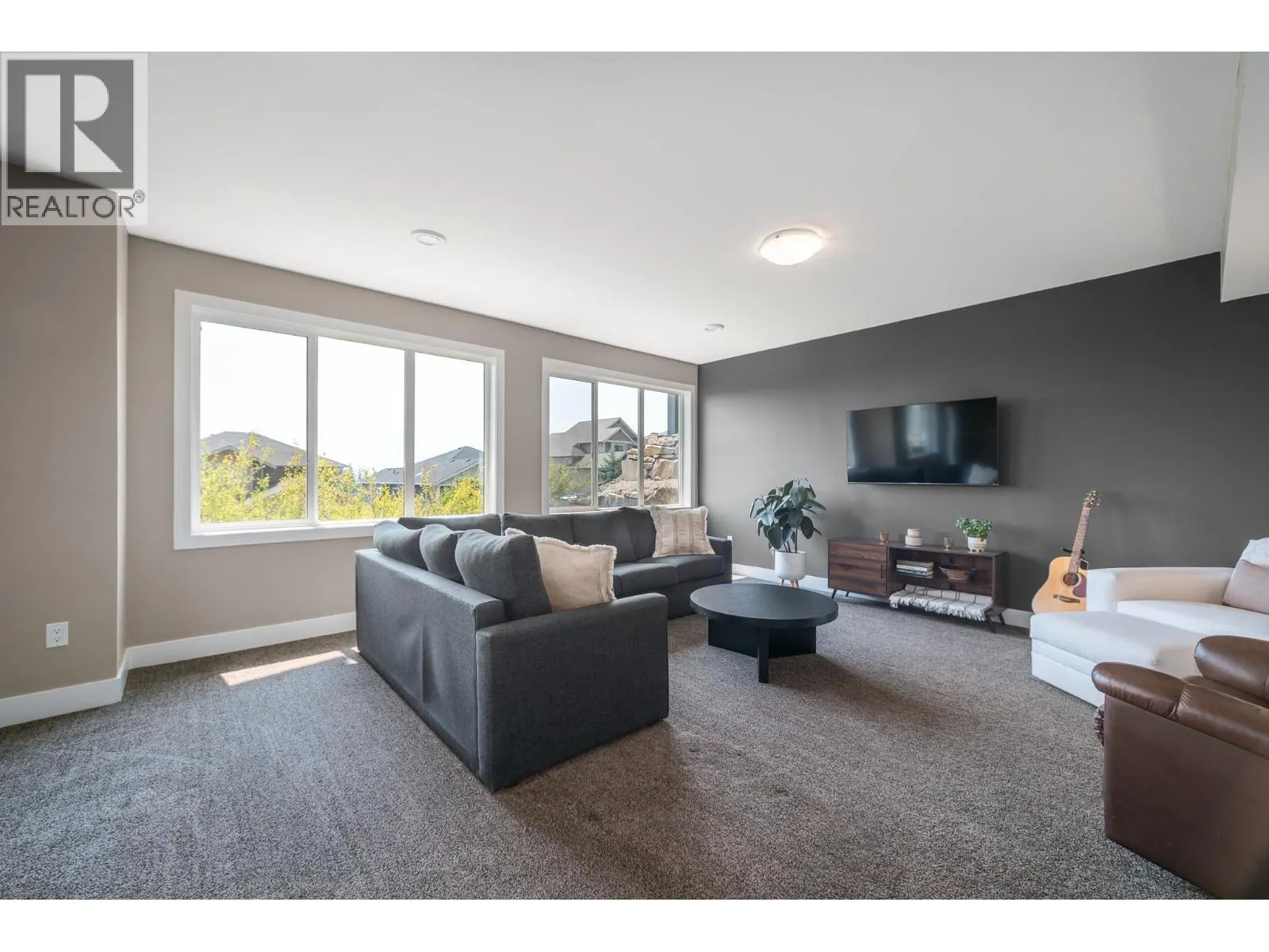 2420 Tallus Heights Drive