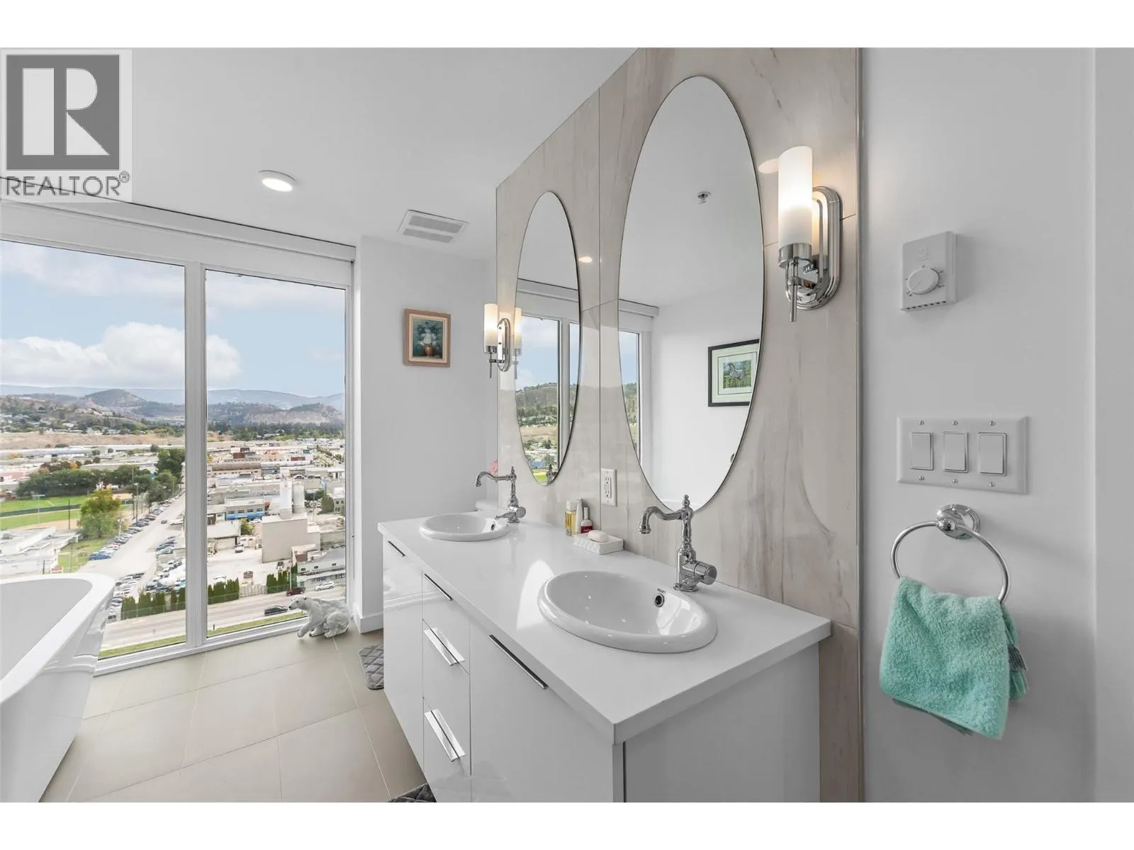 1151 Sunset Drive Unit# 1504