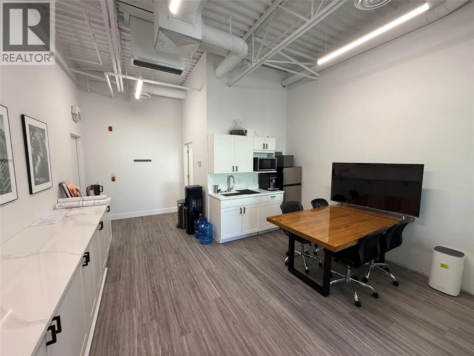 815 Vaughan Avenue Unit# B-106