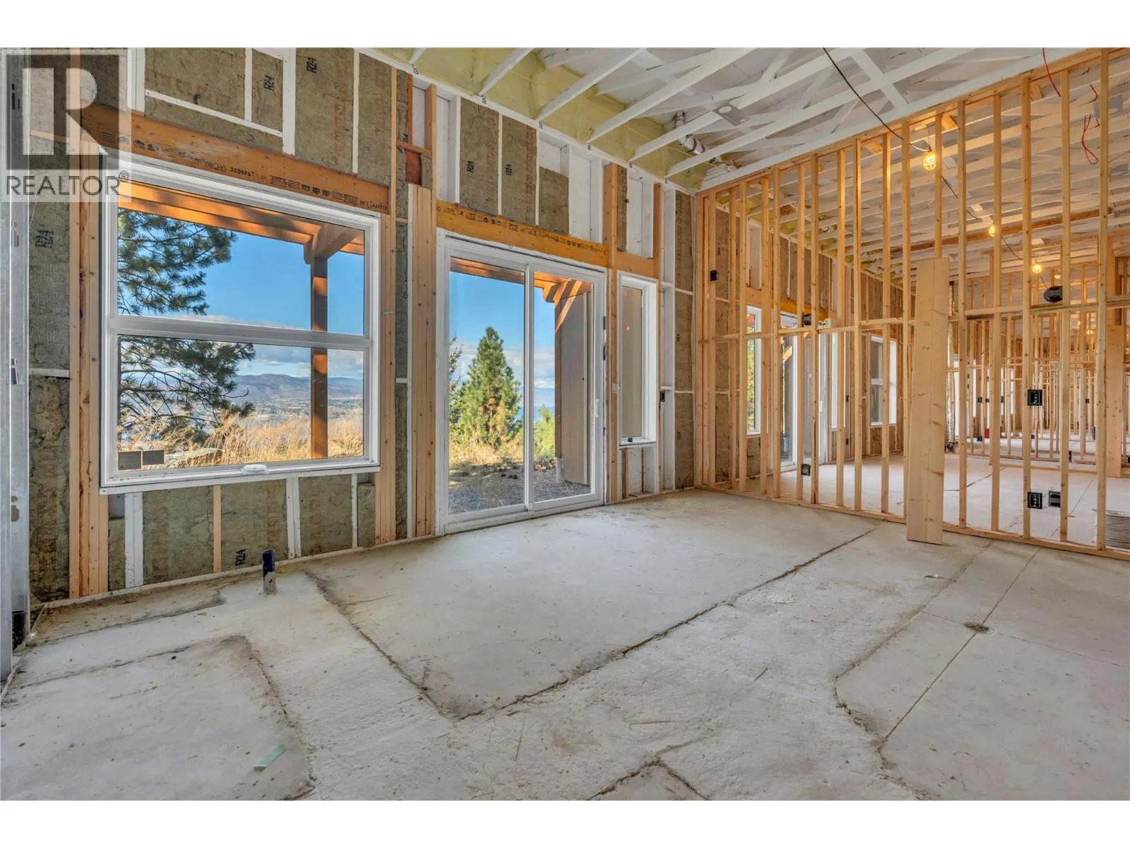 2864 Arawana Road