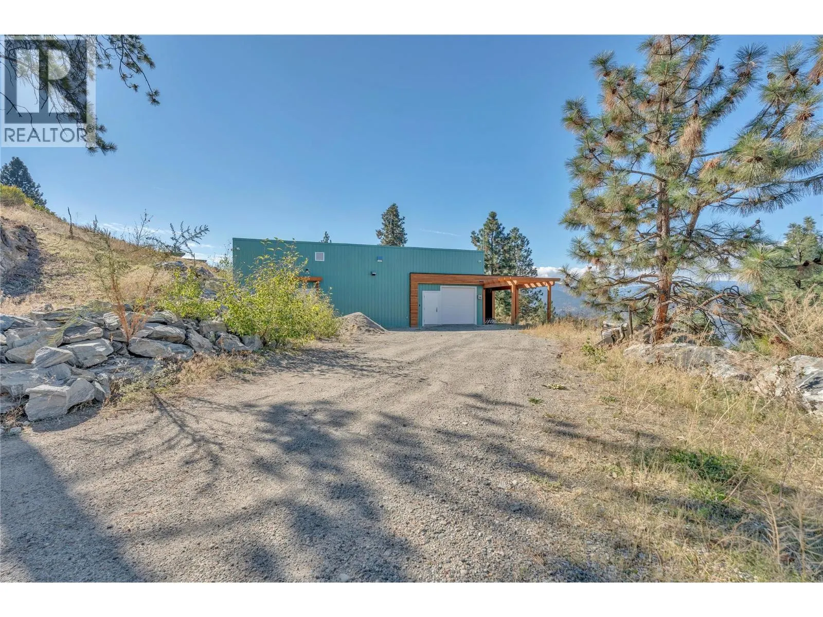 2864 Arawana Road