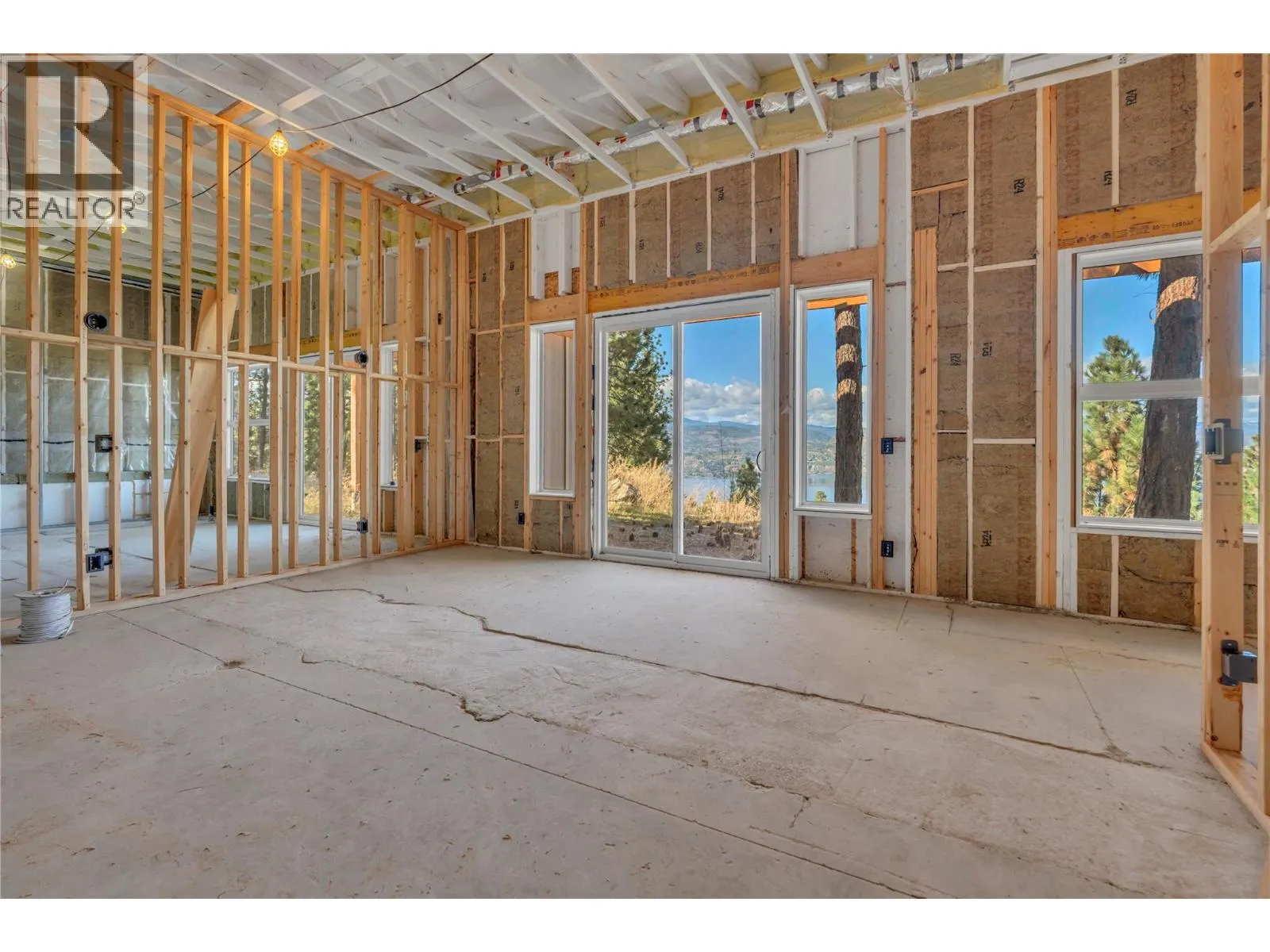2864 Arawana Road