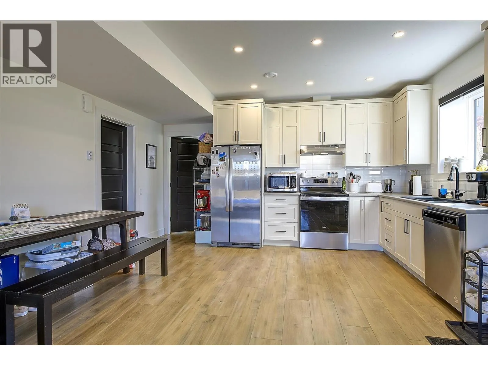 2064 Ryegrass Road
