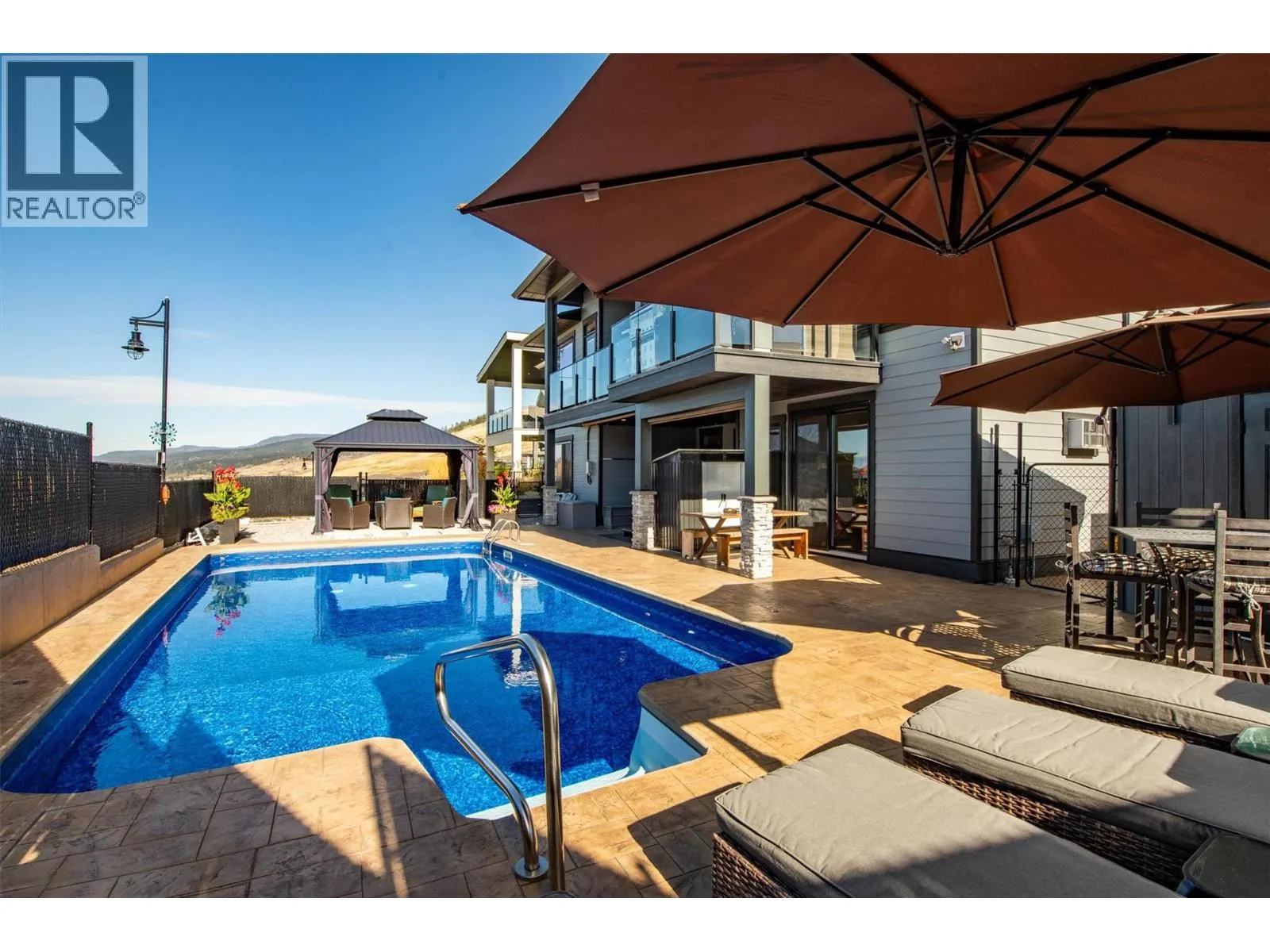 2064 Ryegrass Road