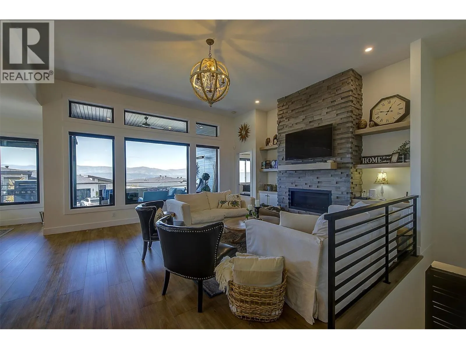 2064 Ryegrass Road