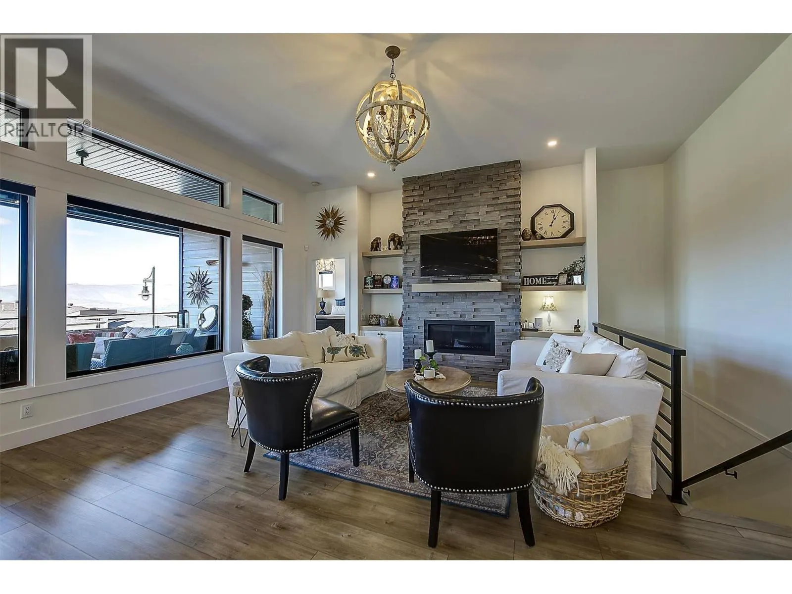 2064 Ryegrass Road