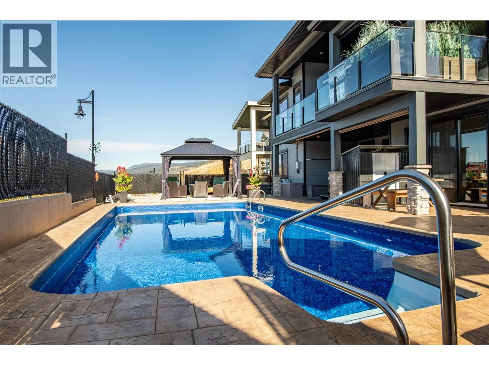 2064 Ryegrass Road