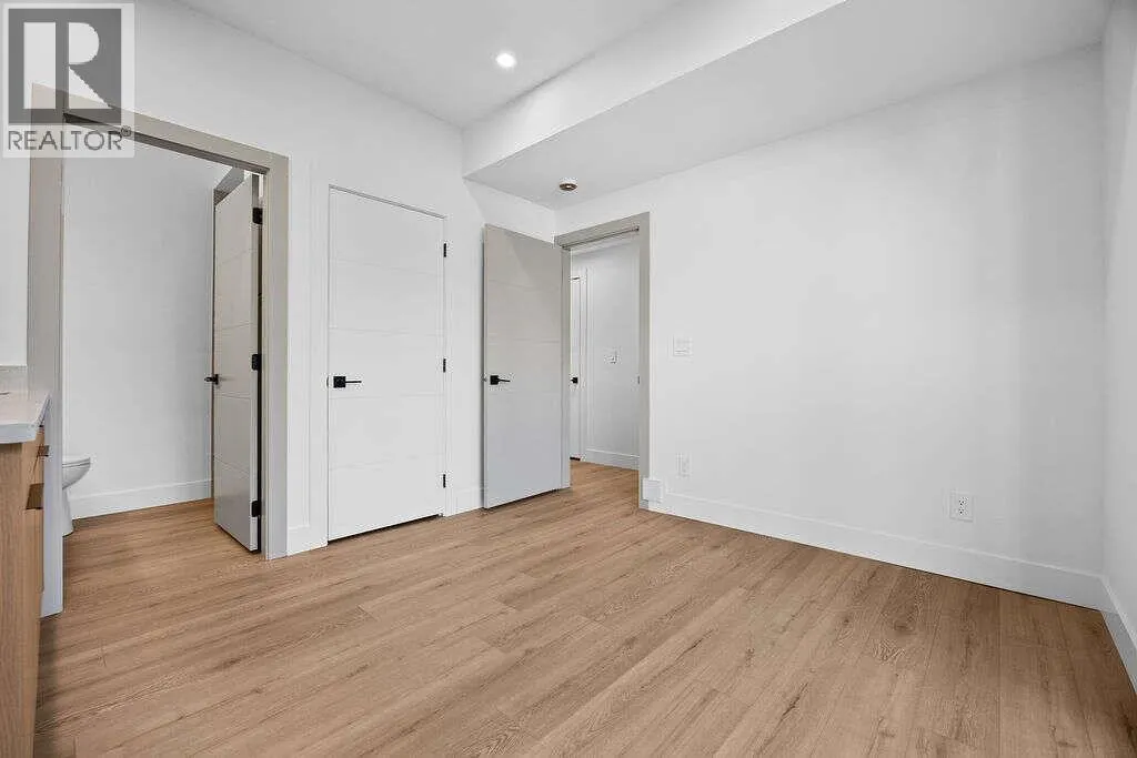 1506 39A Avenue Unit# 1
