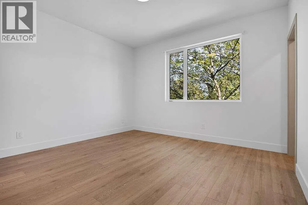 1506 39A Avenue Unit# 1