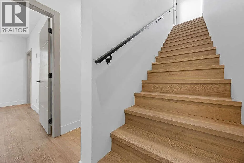 1506 39A Avenue Unit# 1
