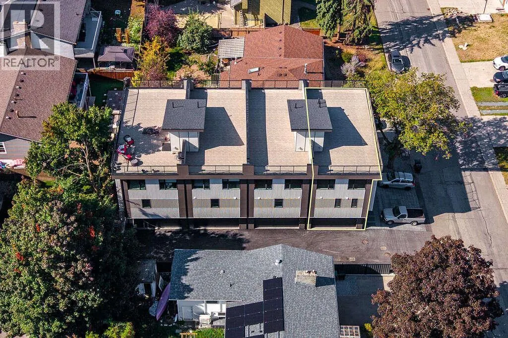 1506 39A Avenue Unit# 1