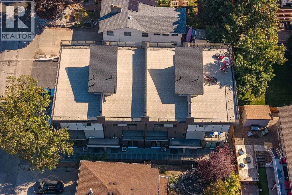 1506 39A Avenue Unit# 1