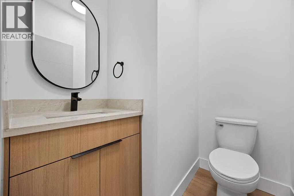 1506 39A Avenue Unit# 1