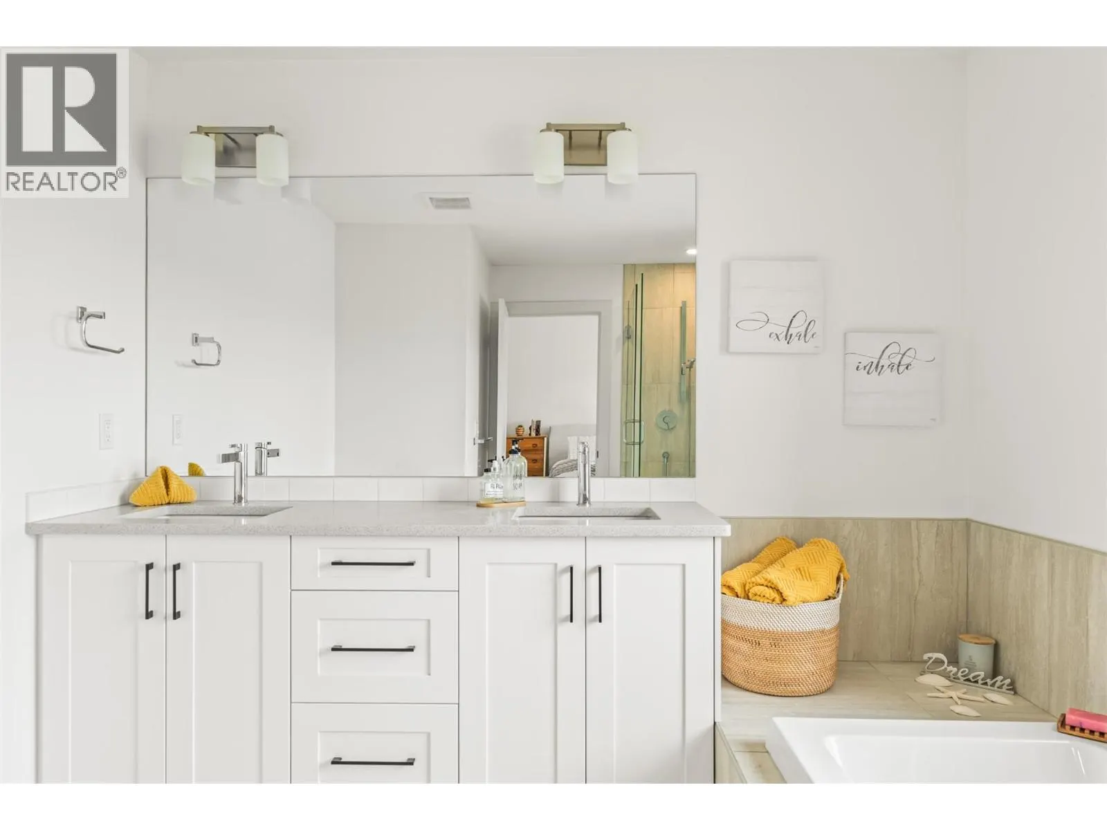 1000 Mt Robson Place Unit# 29