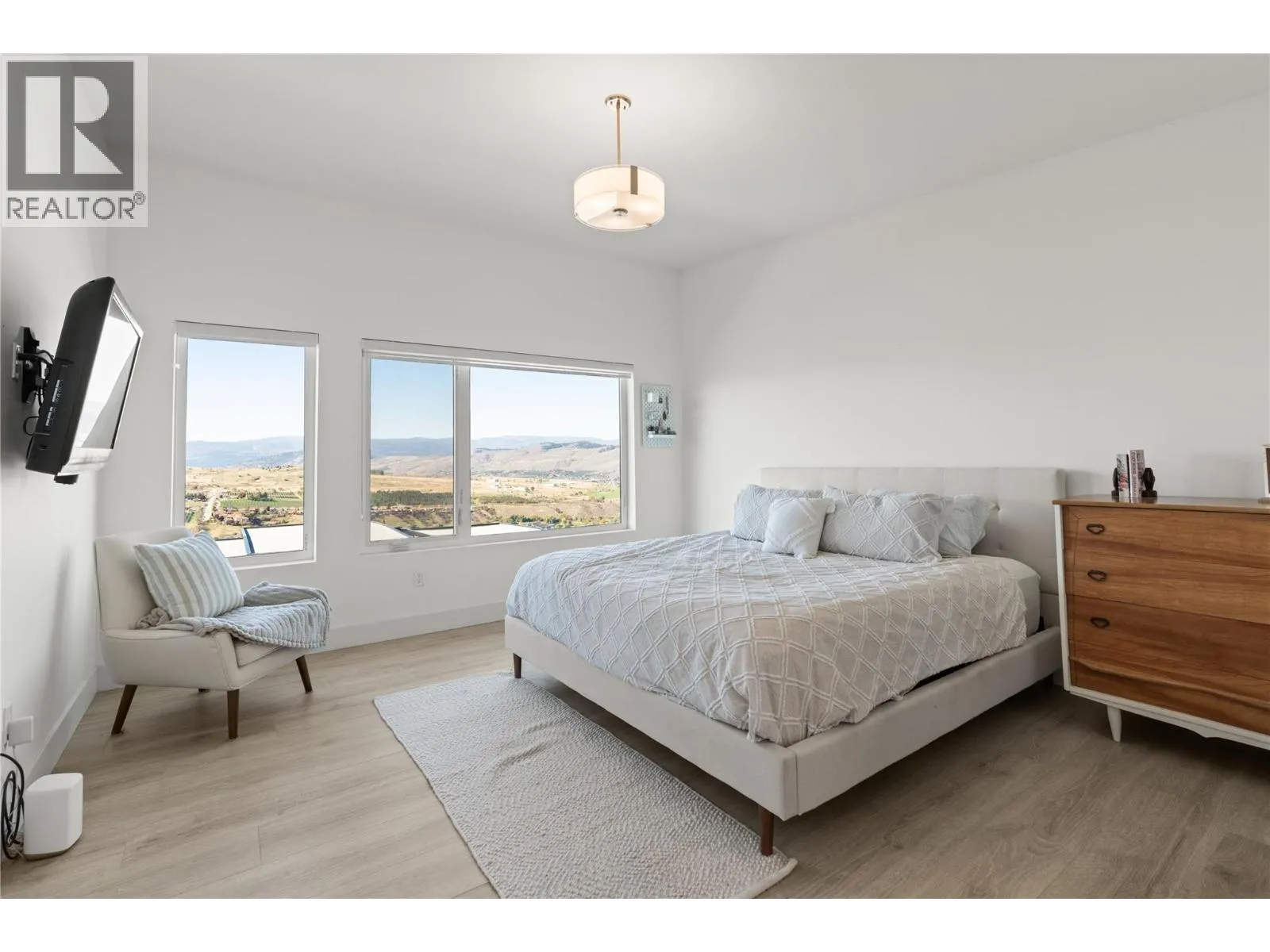 1000 Mt Robson Place Unit# 29