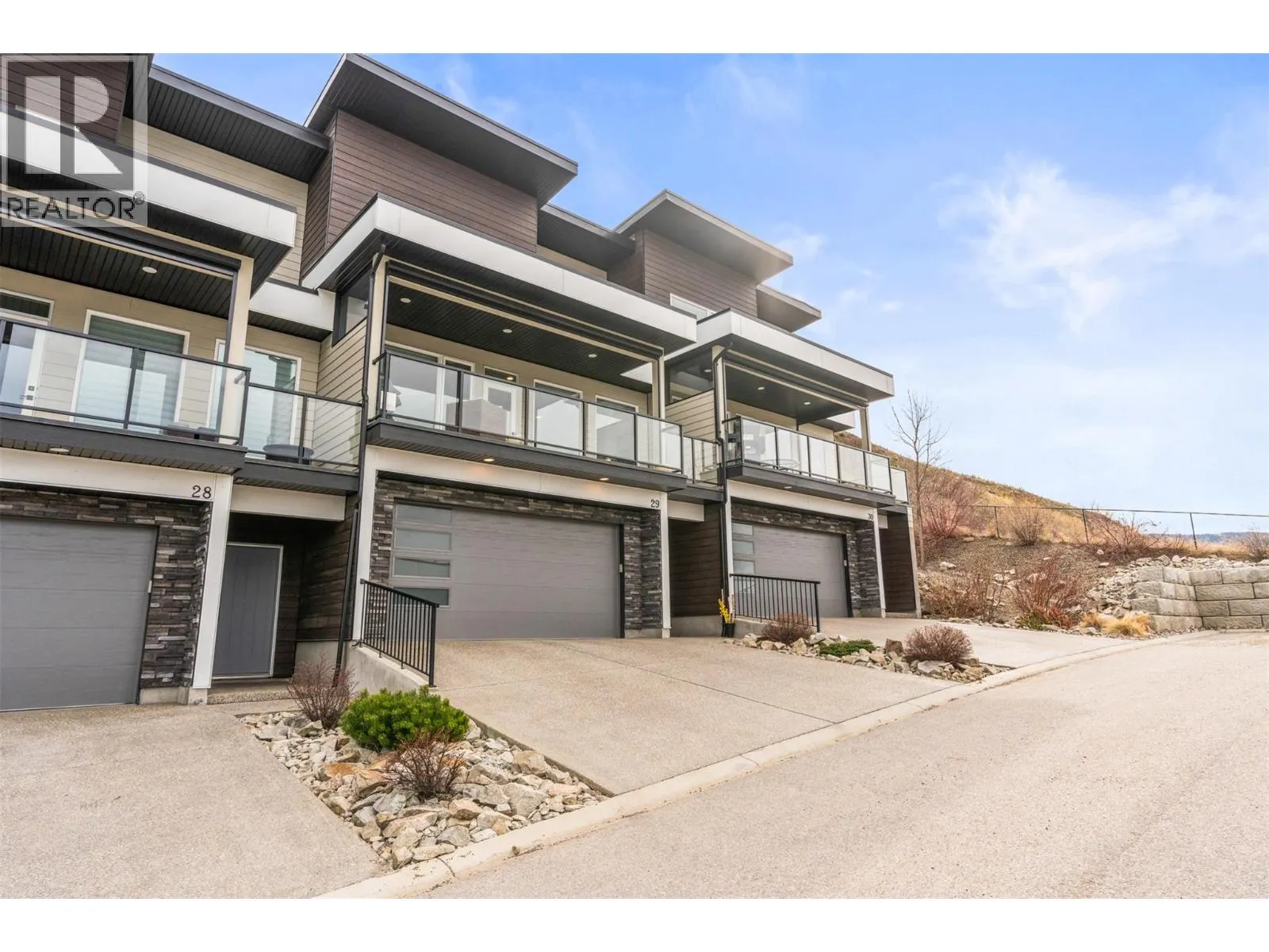 1000 Mt Robson Place Unit# 29