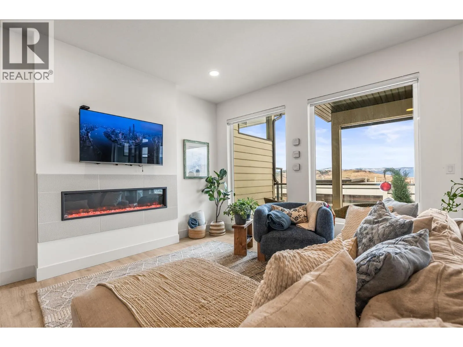 1000 Mt Robson Place Unit# 29