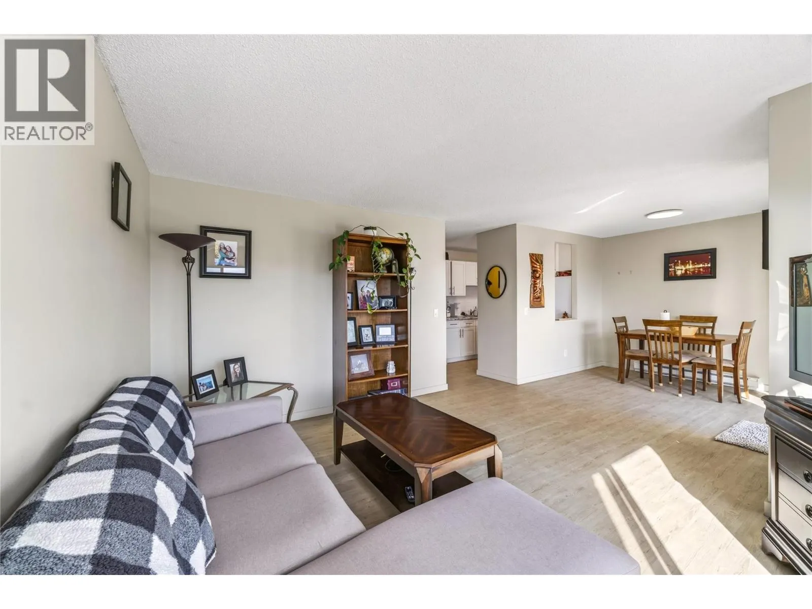 737 Leon Avenue Unit# 1007