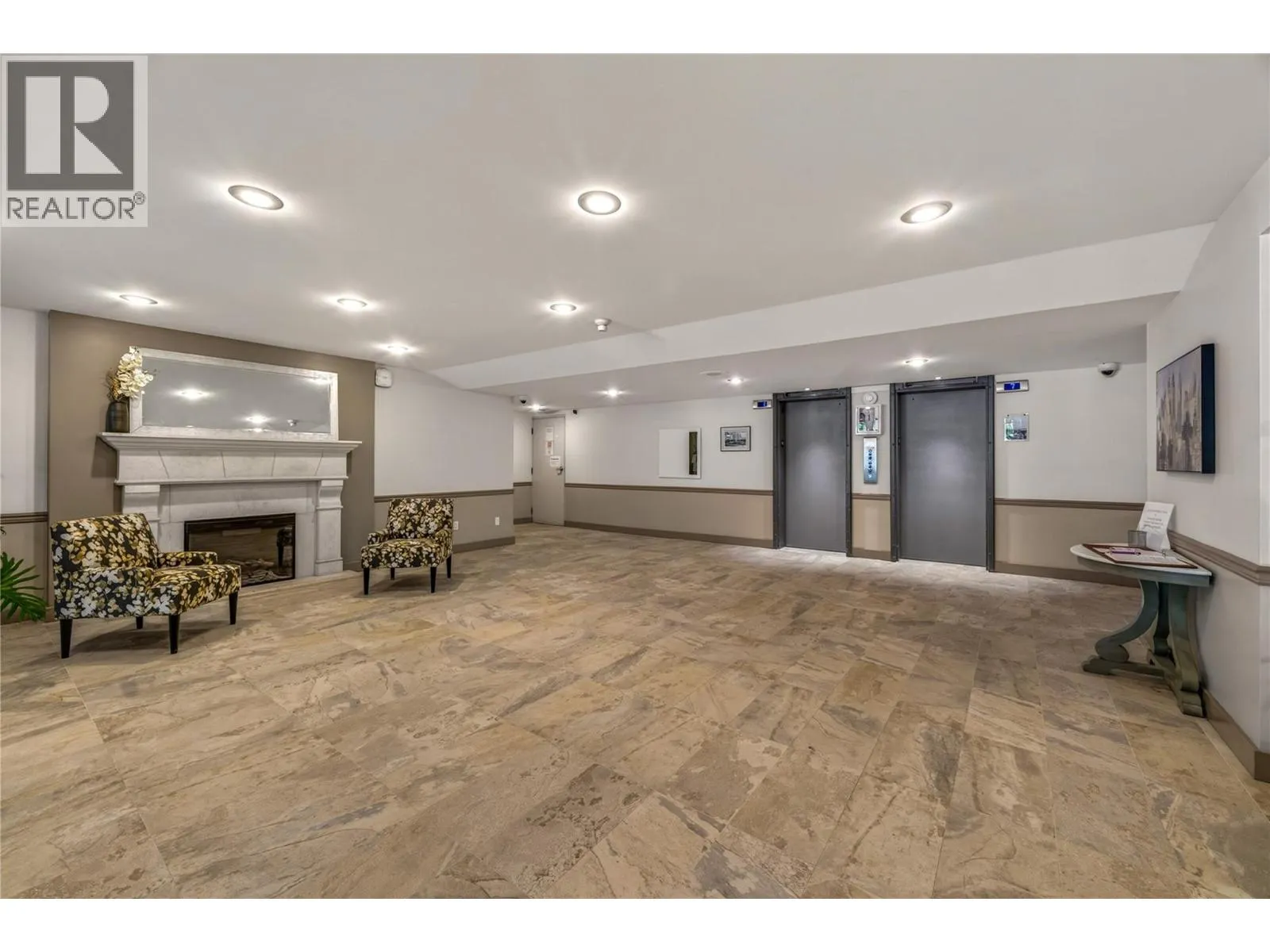 737 Leon Avenue Unit# 1007