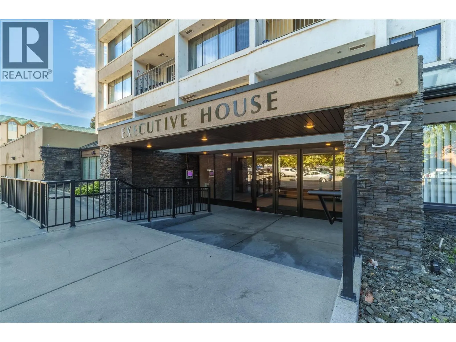 737 Leon Avenue Unit# 1007
