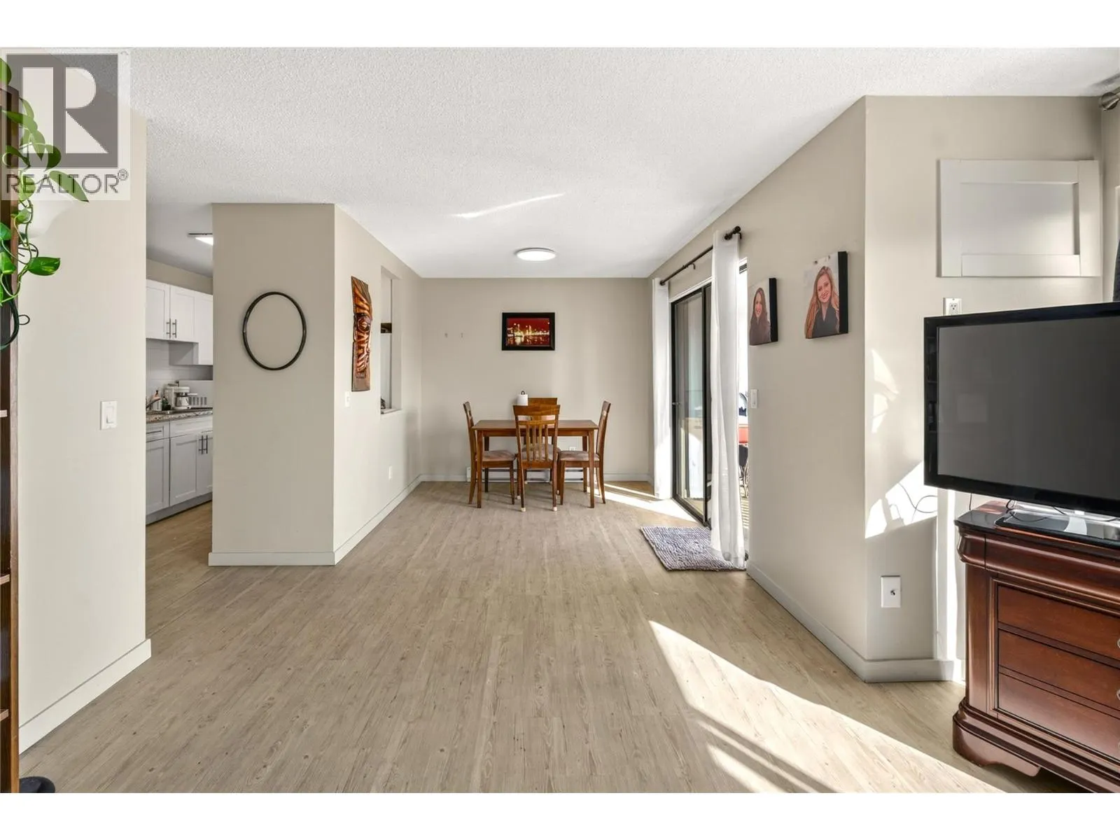 737 Leon Avenue Unit# 1007