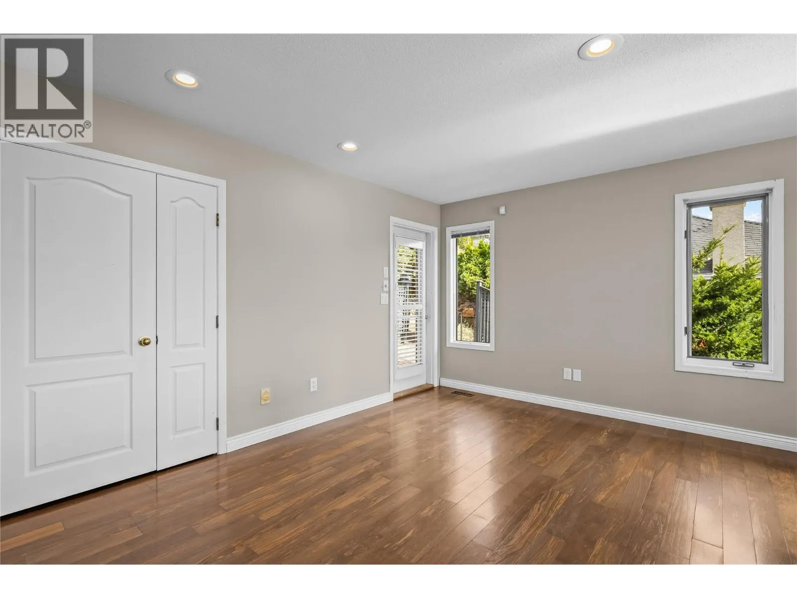 657 Royal View Drive