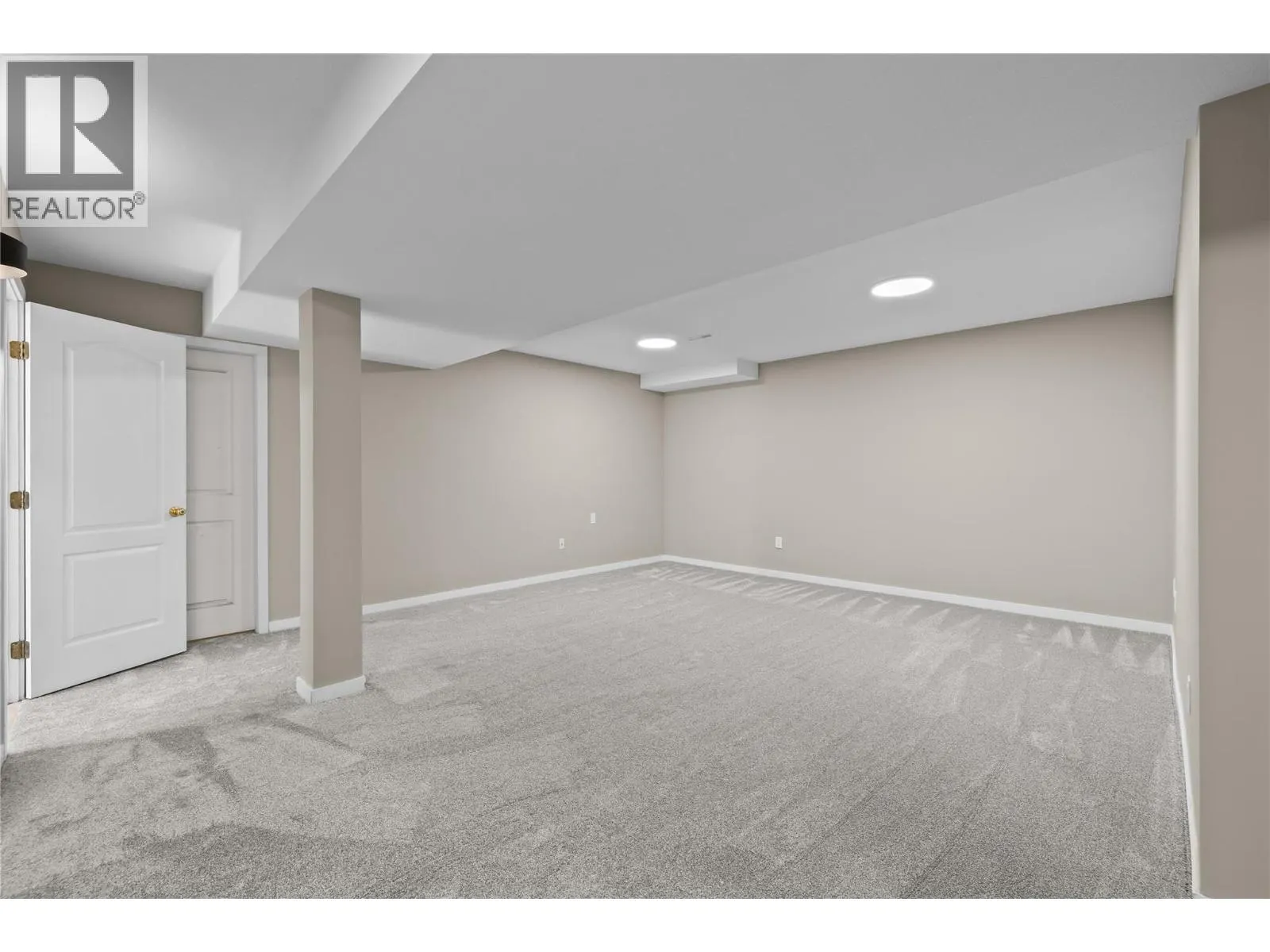 657 Royal View Drive