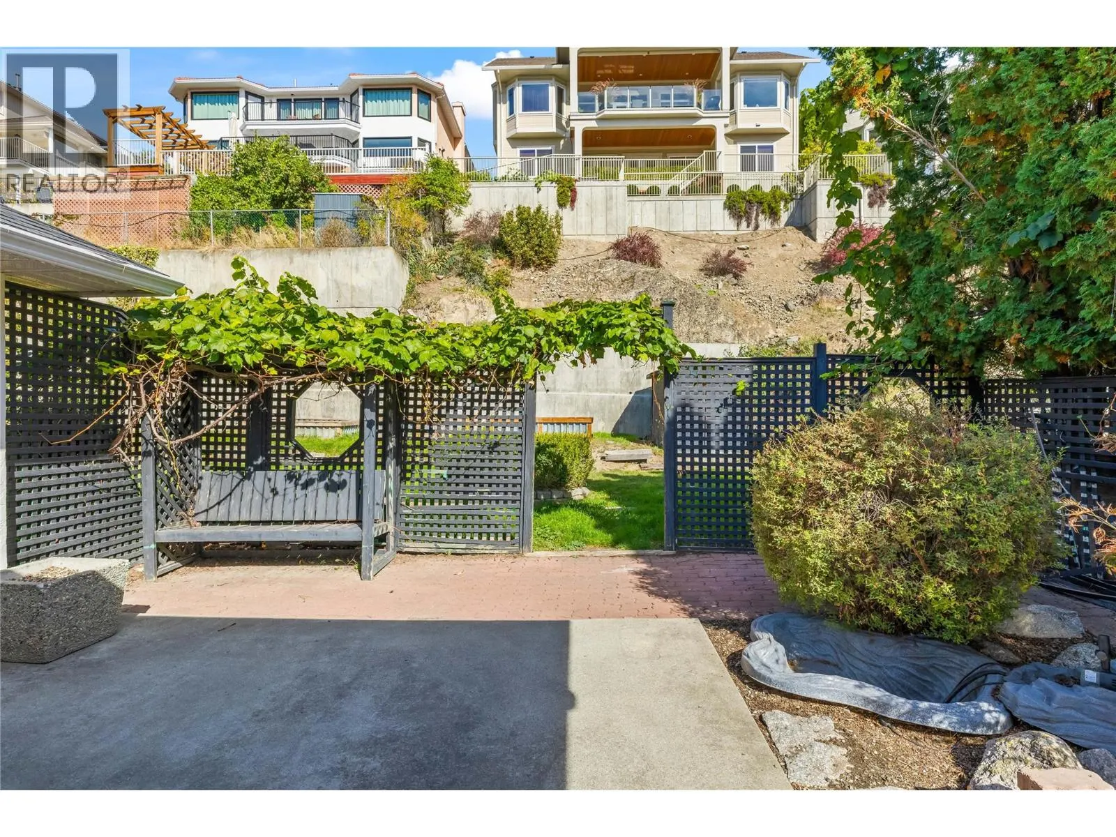 657 Royal View Drive